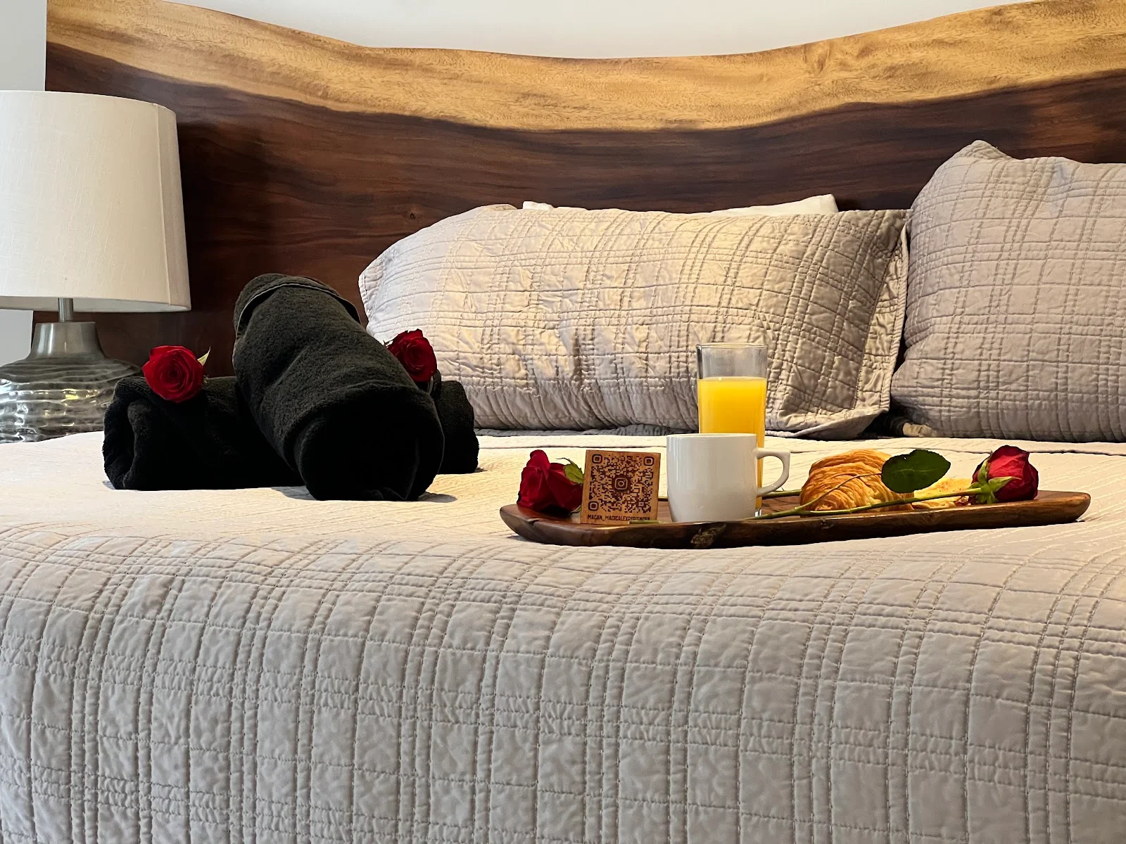 2-Bedroom Furnished Apartment at Black House - Pool Access