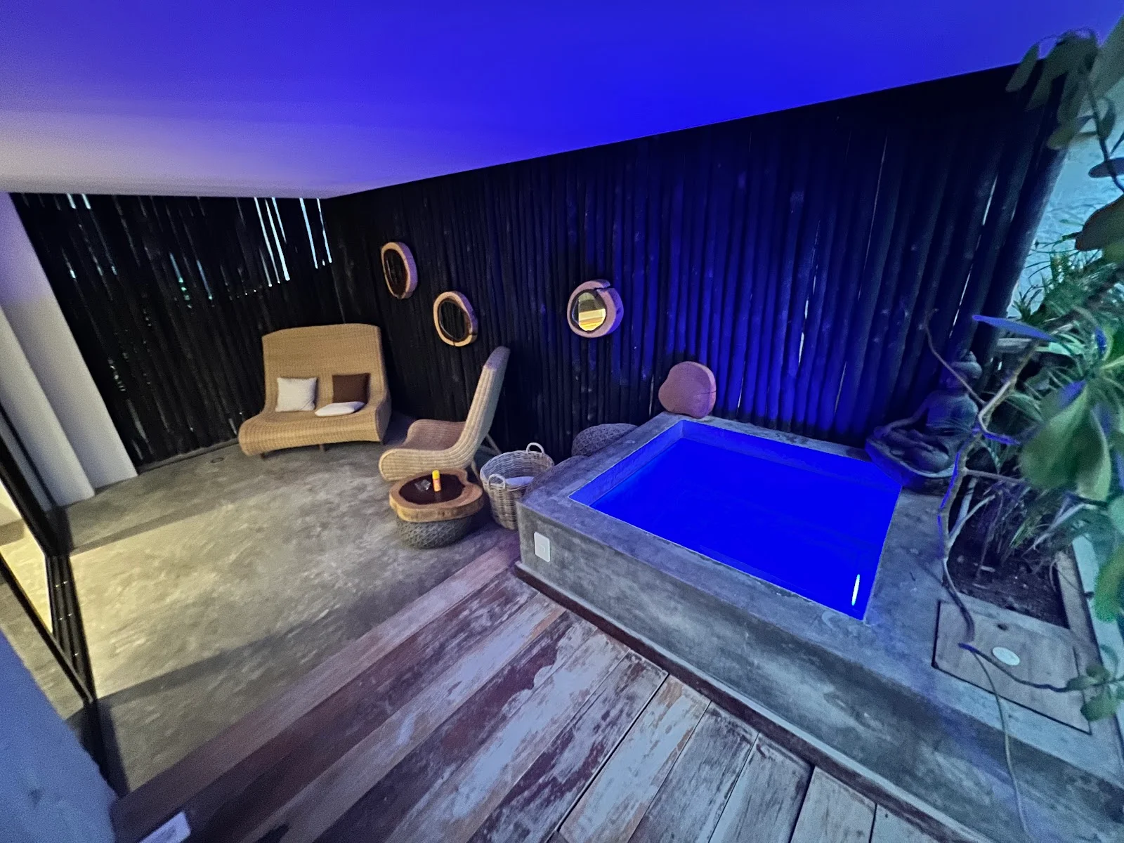 2-Bedroom Furnished Apartment at Black House - Pool Access