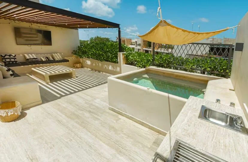 3 Bedroom Penthouse in Zama, Tulum with Light Included