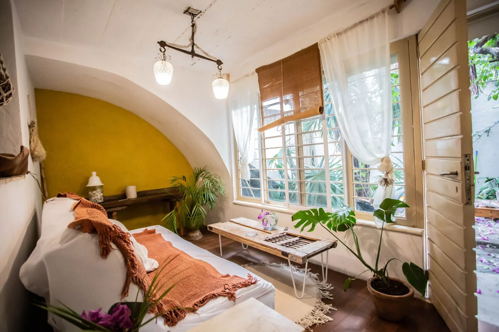 House for Rent in Colosio Near Beach