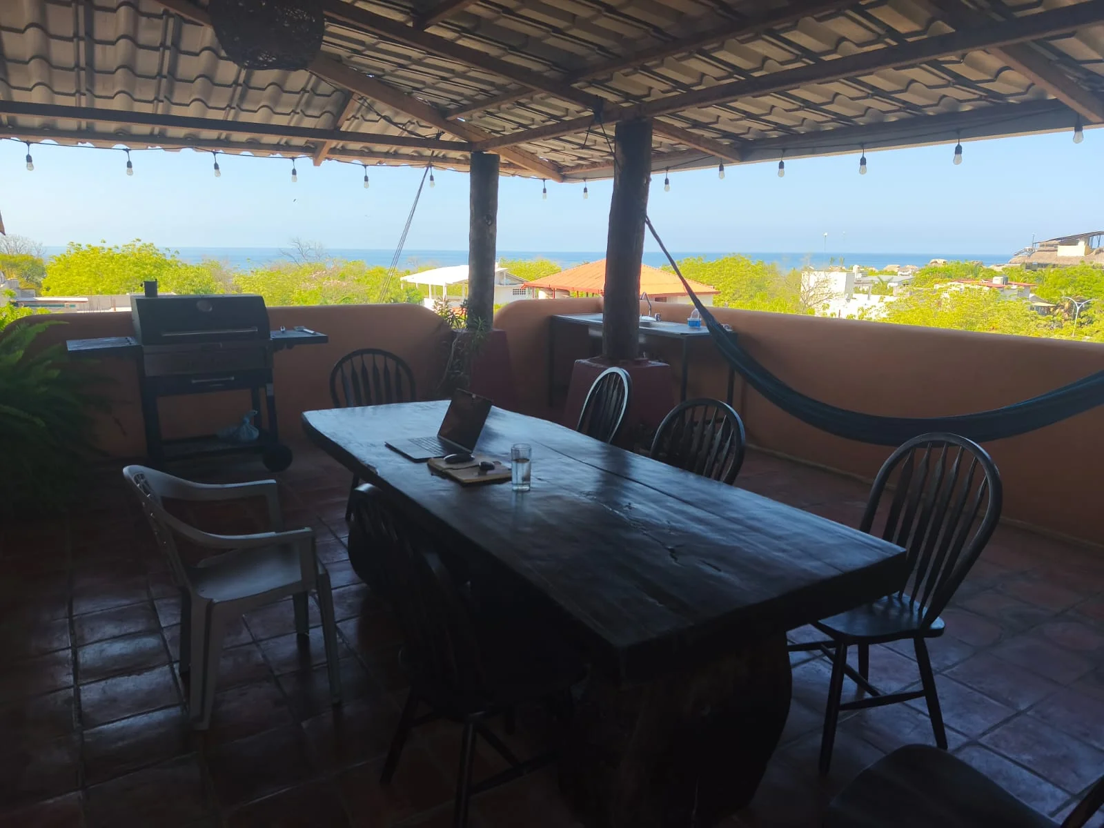 2-Bedroom Apartment with Ocean Views in Mexico