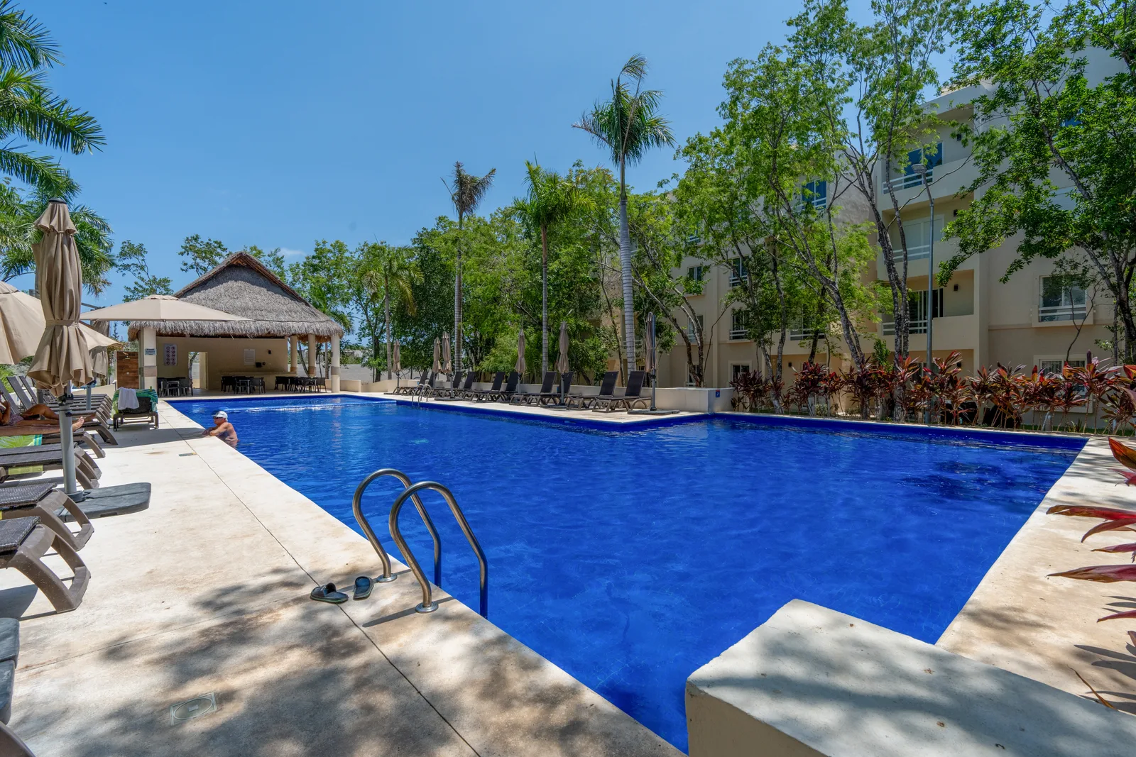 Apartment in Community La Selva Residences