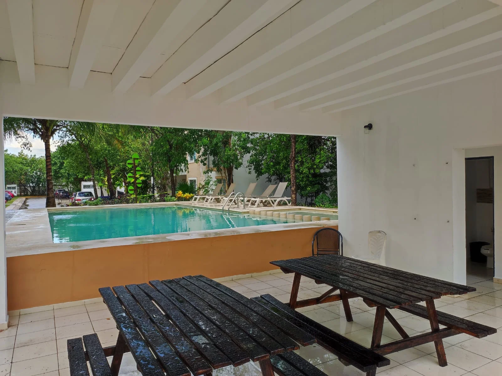 2 Bedroom Apartment in Selvanova Coto 5