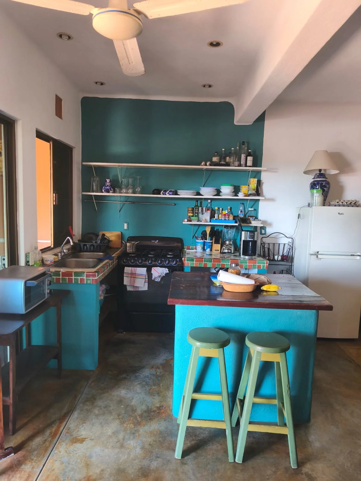 2-Bedroom Apartment with Ocean Views in Mexico