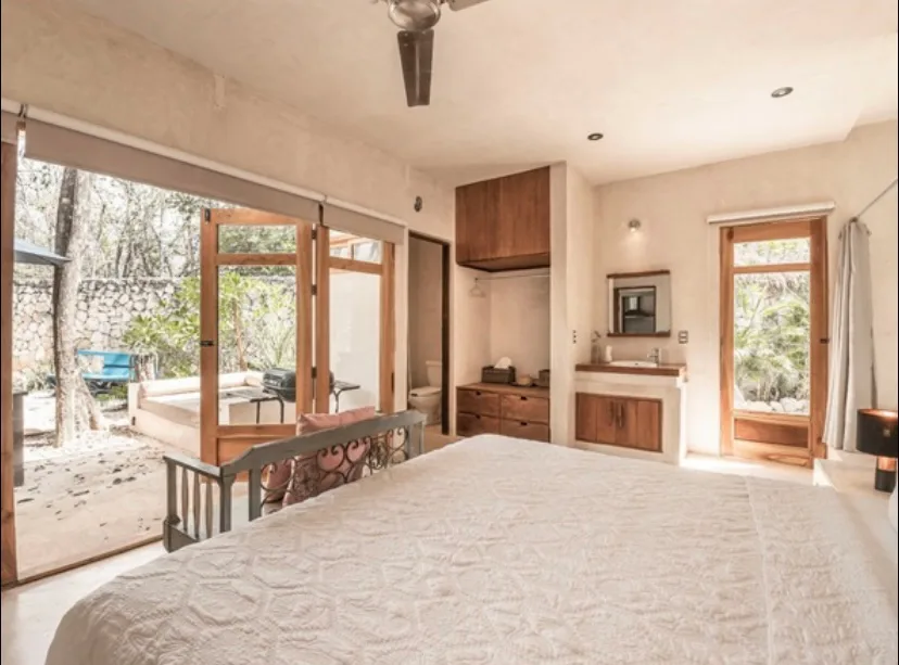 2 Bedroom House in Holistika