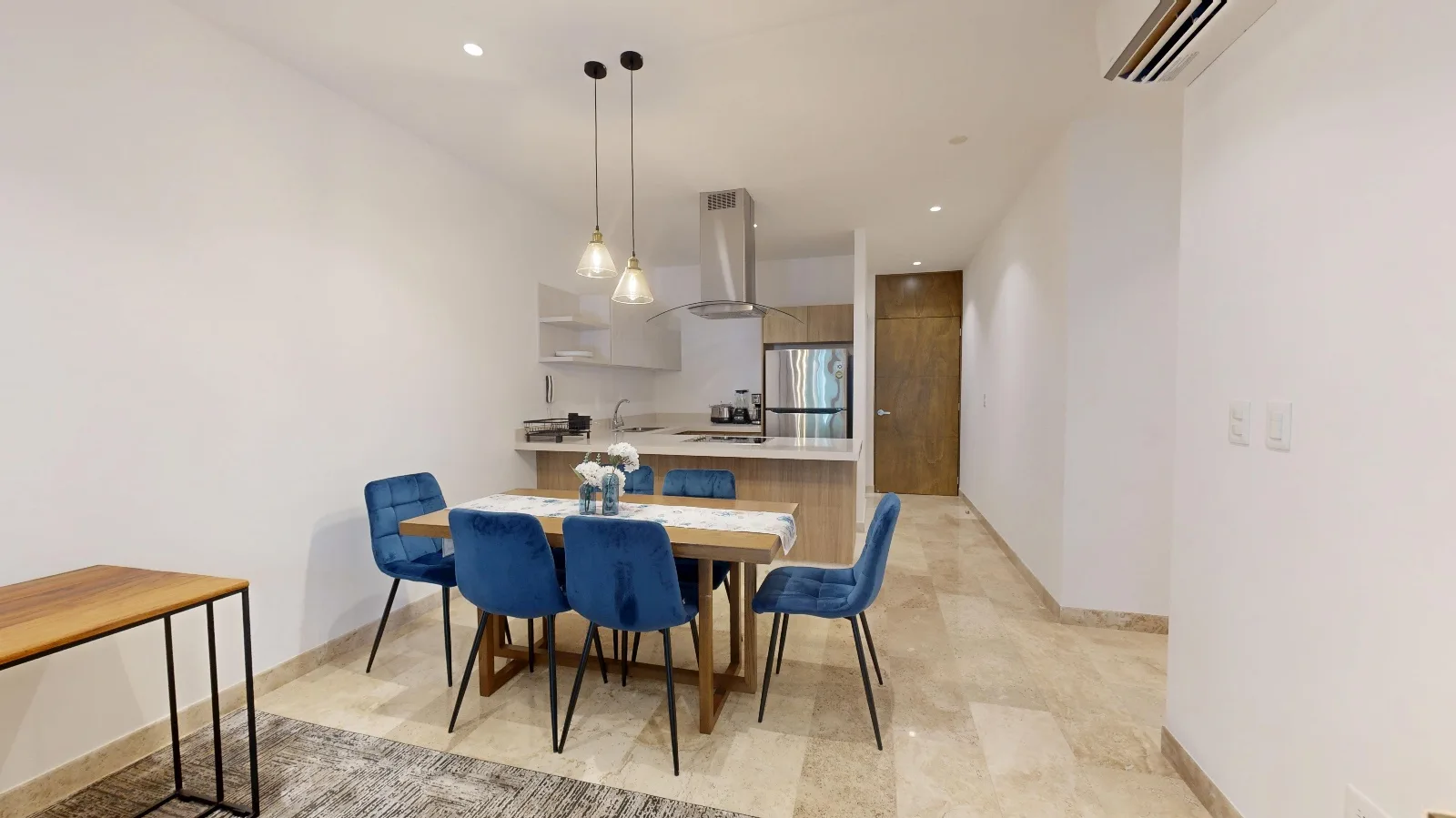 Apartment for Rent in Playacar