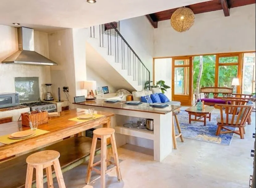 2 Bedroom House in Holistika