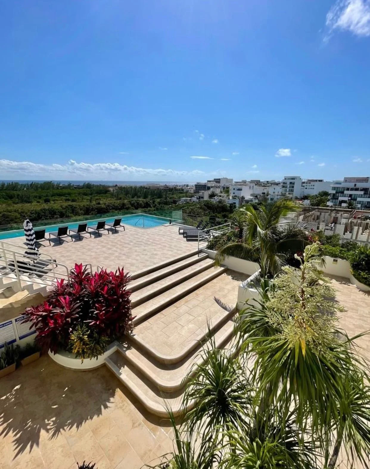 One Bedroom Apartment in Centro, Baja La Joya