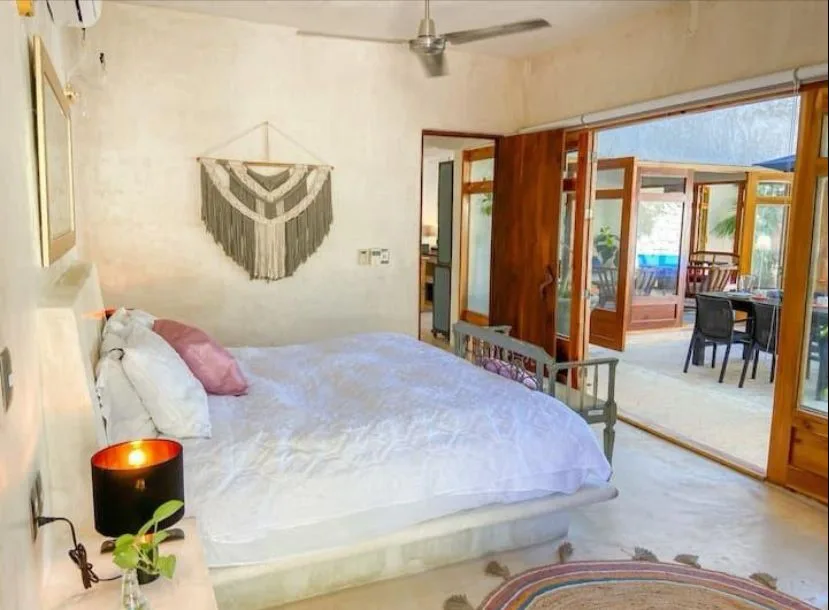 2 Bedroom House in Holistika