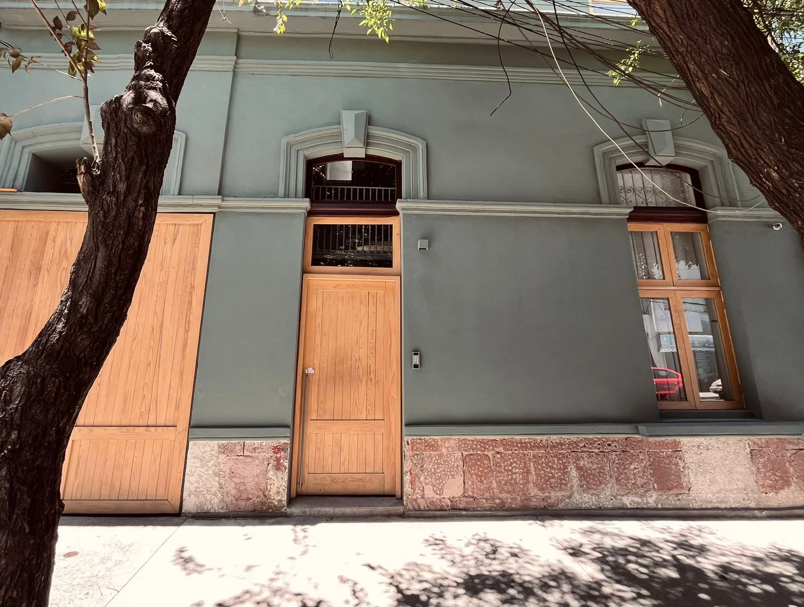 3-Level Penthouse Townhouse in Santa María la Ribera