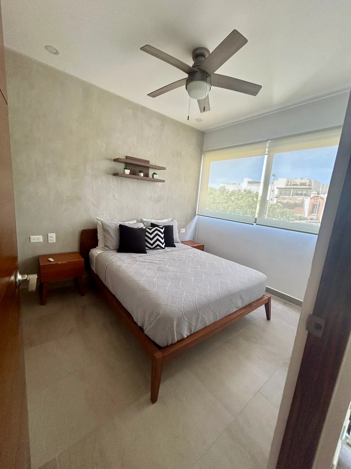 2-Bedroom 2-Bath Condo in Colonia Hollywood