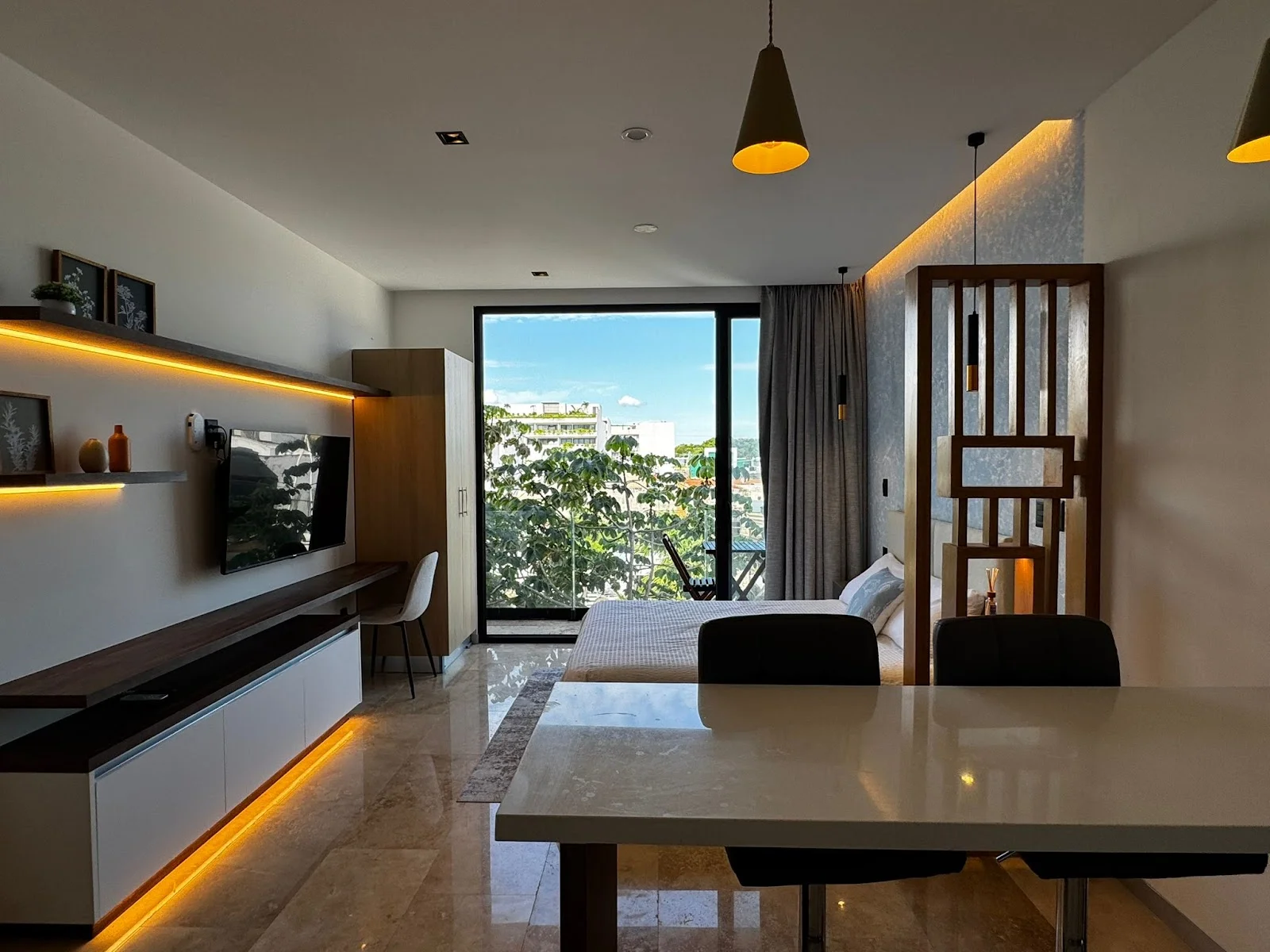 Furnished Studio for Rent – Calle 38 & Av. 20 Bis