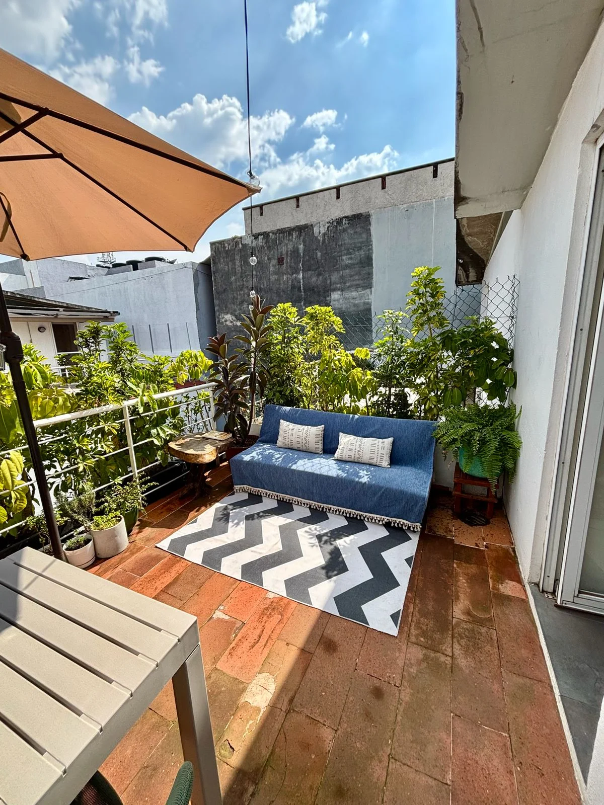 3-Story Apartment in Roma Norte, Mexico City