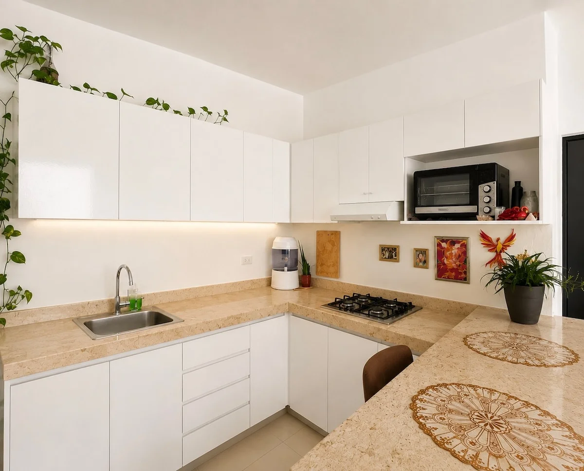Apartment Available Until December 2nd