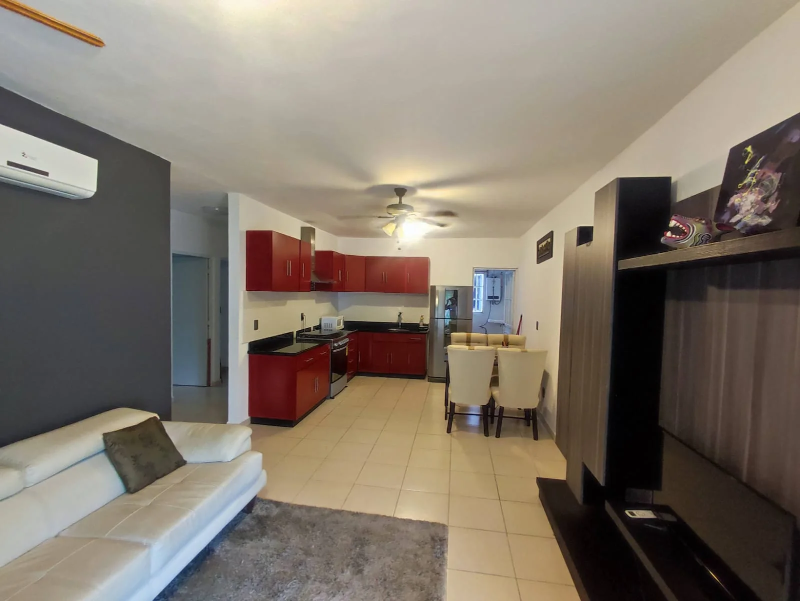 2 Bedroom Apartment in Selvanova Coto 5