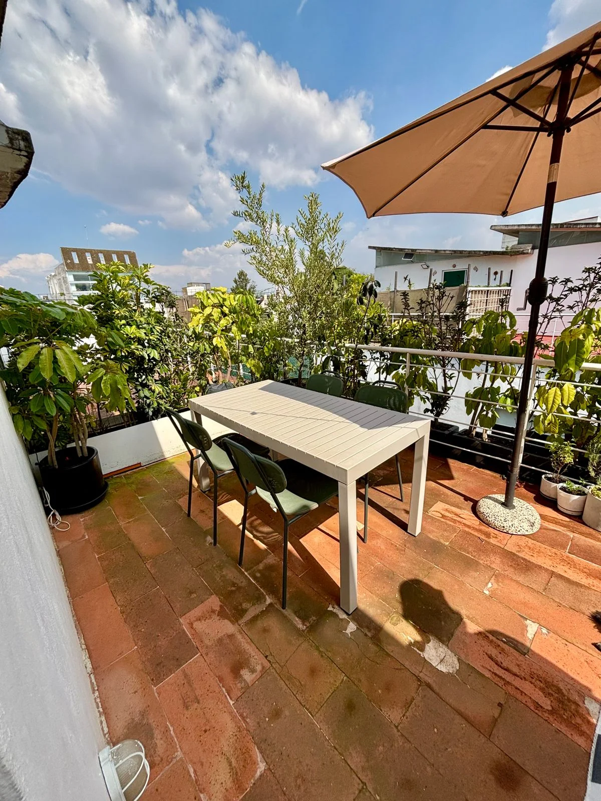 3-Story Apartment in Roma Norte, Mexico City