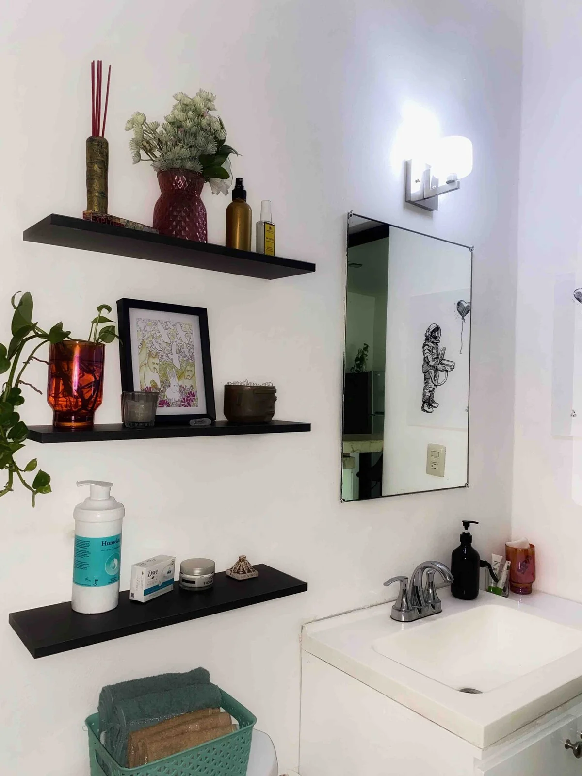 Apartment Available Until December 2nd