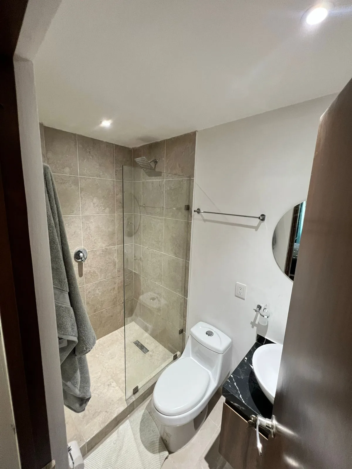 2 Bedroom Apartment Close to Centro Maya