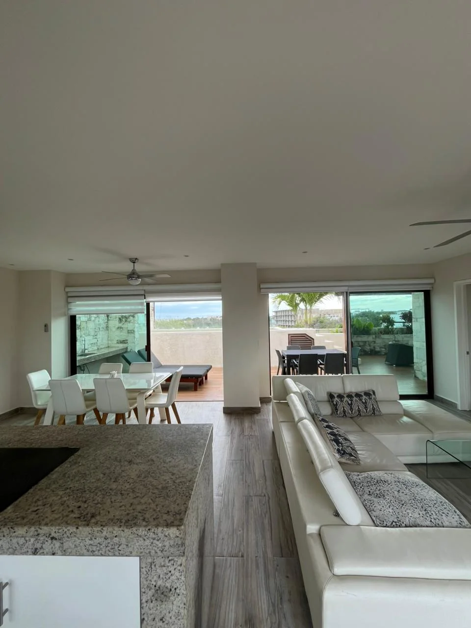 Penthouse for Rent in La Veleta | 2BR with Private Pool