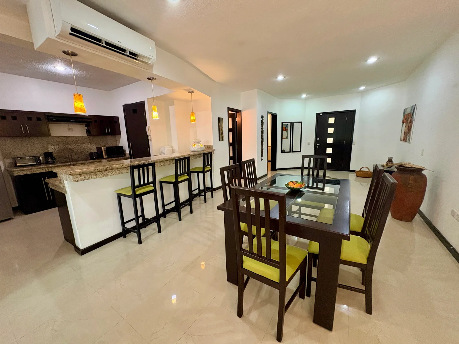 2 Bedroom Condo in Playa del Carmen