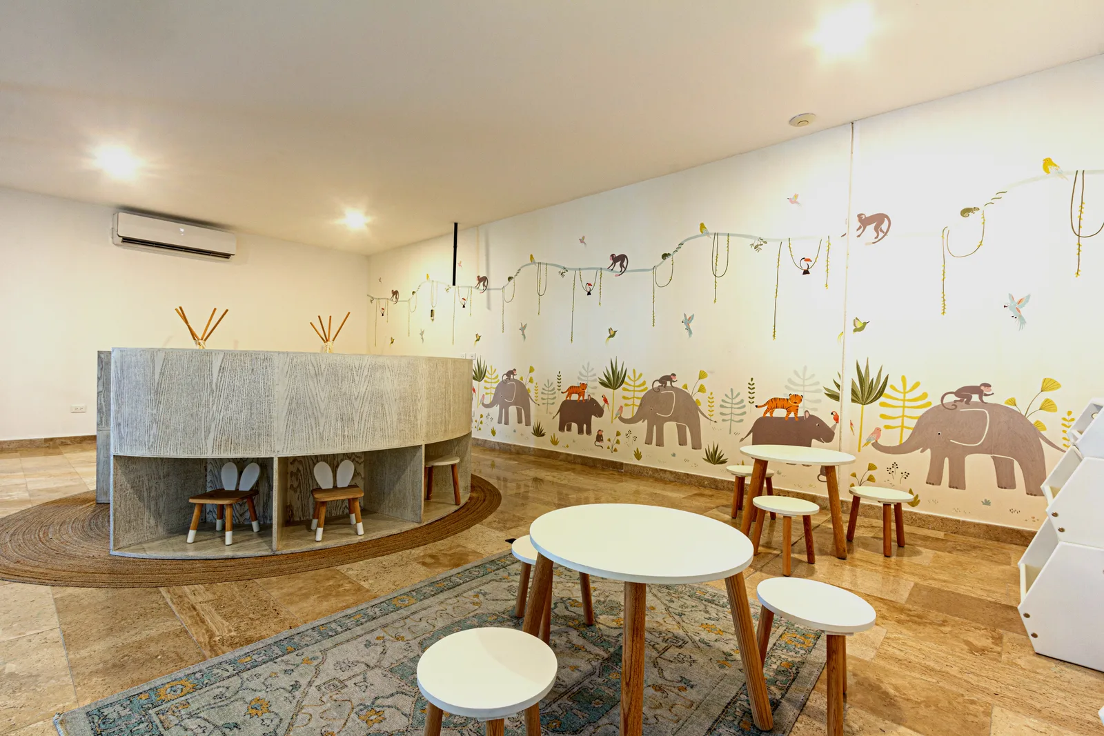 Apartment for Rent in Playacar