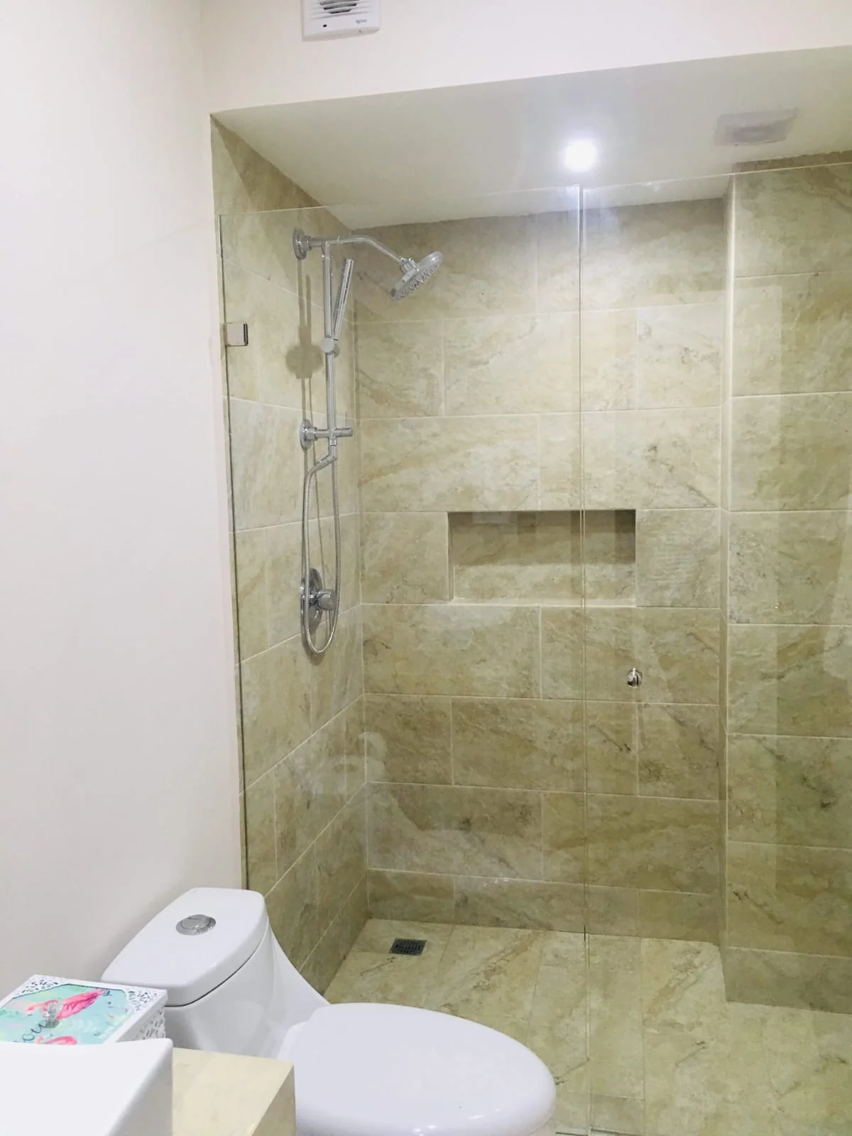 Penthouse for Rent in La Veleta | 2BR with Private Pool