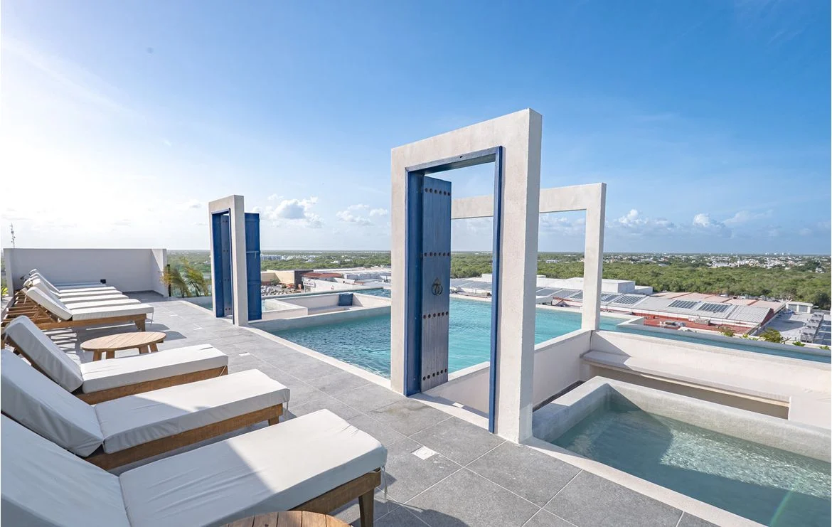 2 Bedroom Apartment in Playa del Carmen