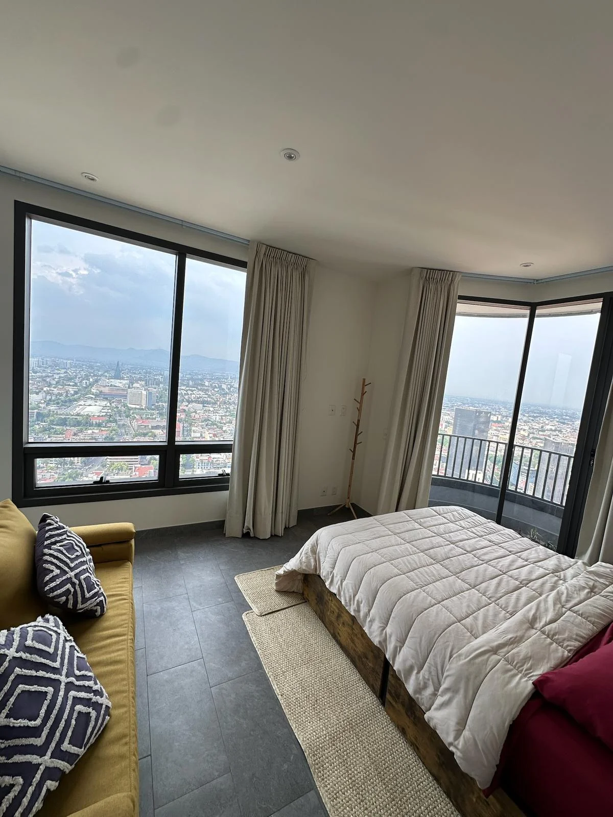 2 Bedroom Apartment in Reforma, Mexico City
