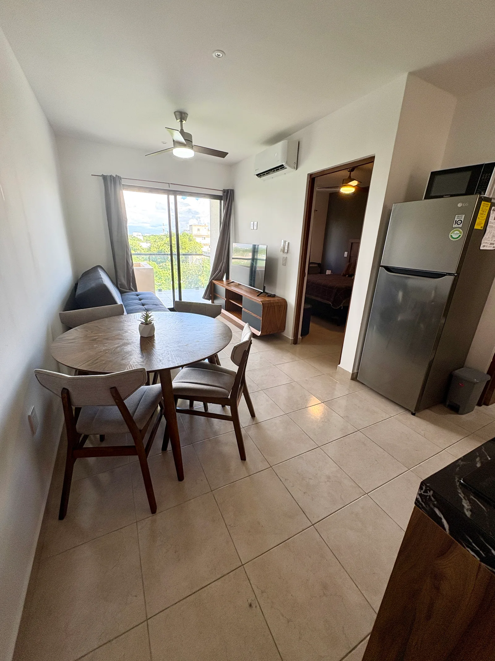 1-Bedroom Apartment in Tranquil Neighborhood