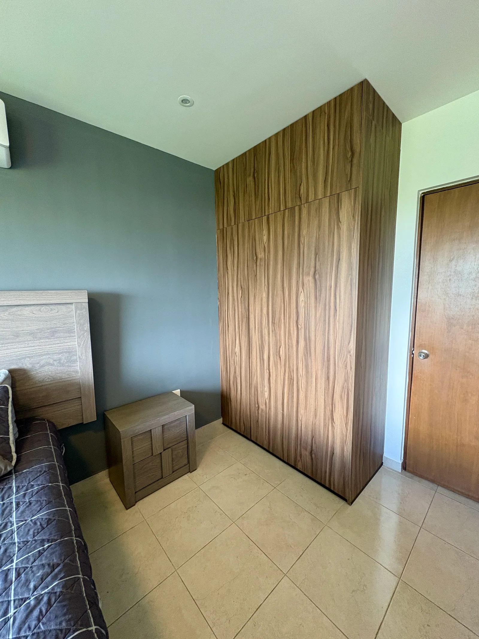 1-Bedroom Apartment in Tranquil Neighborhood