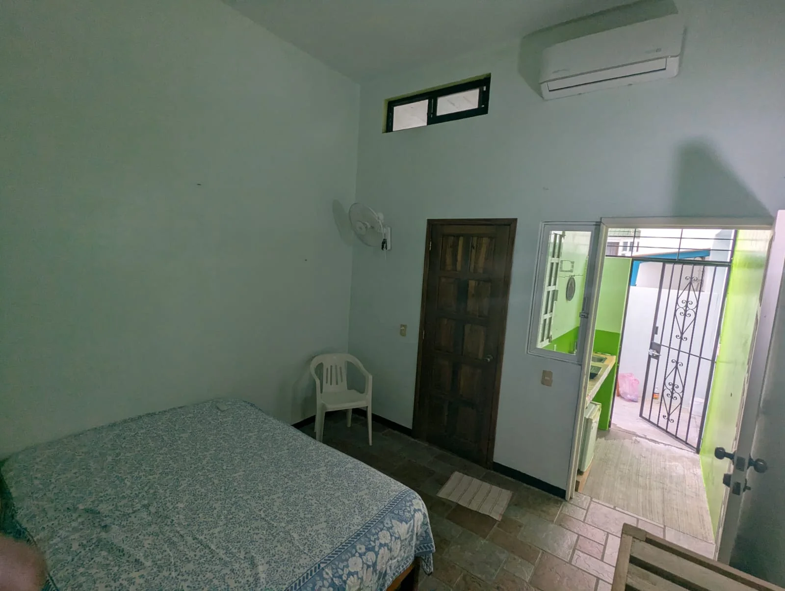 Private Room in Bacocho With AC