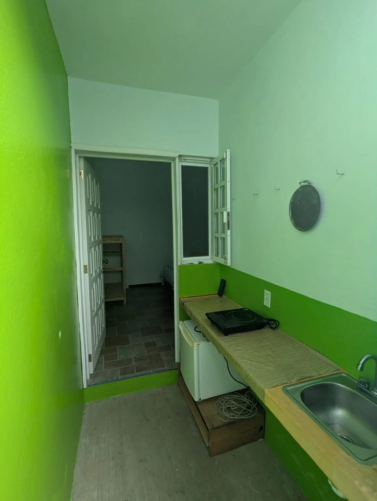 Private Room in Bacocho With AC