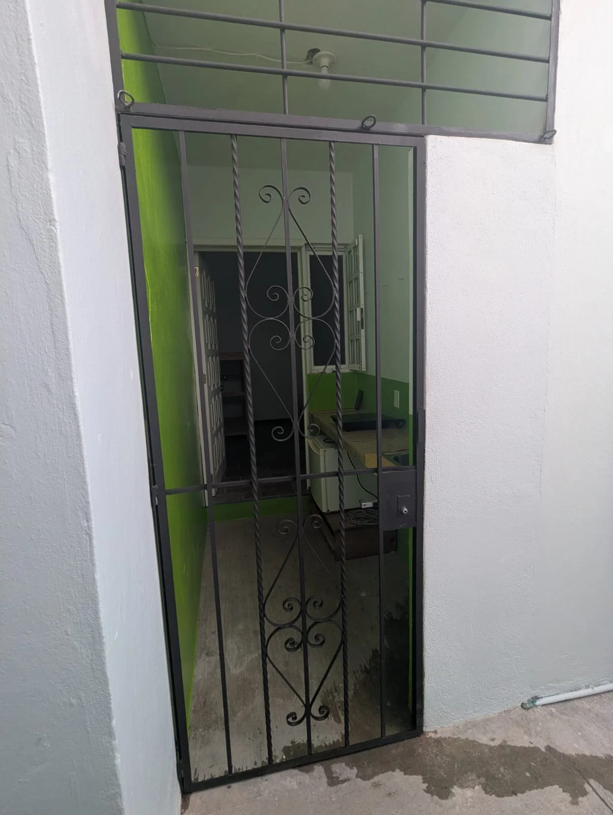 Private Room in Bacocho With AC