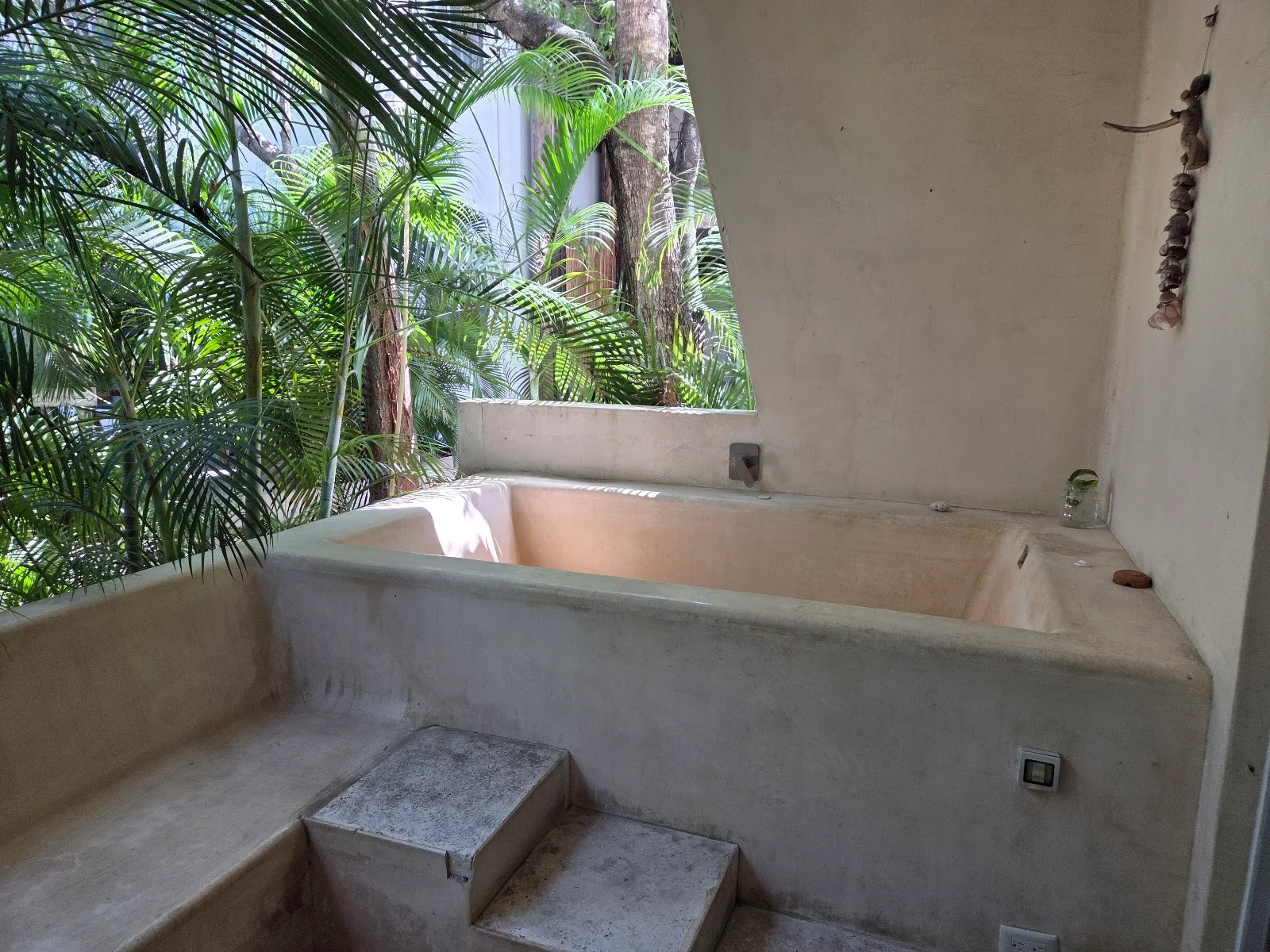 1-Bedroom Apartment on Avenida Kukulkan