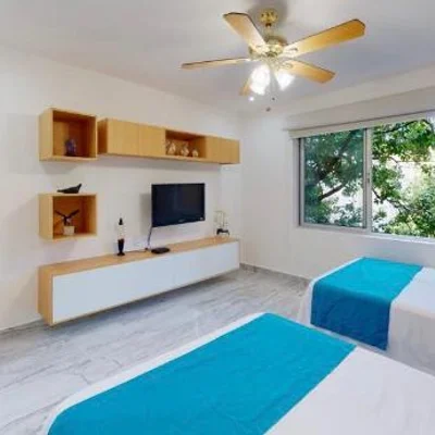 Modern 3BR Apartment with Pool in Playacar - Image 4