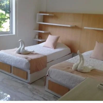 Modern 3BR Apartment with Pool in Playacar - Image 5