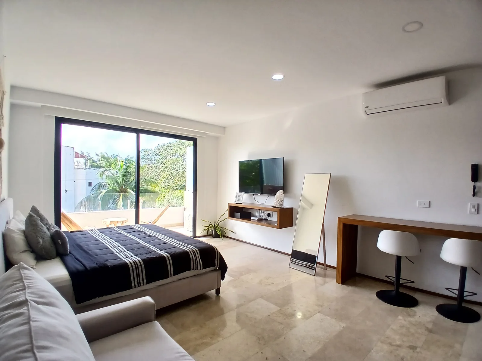 Studio Apartment in Centro