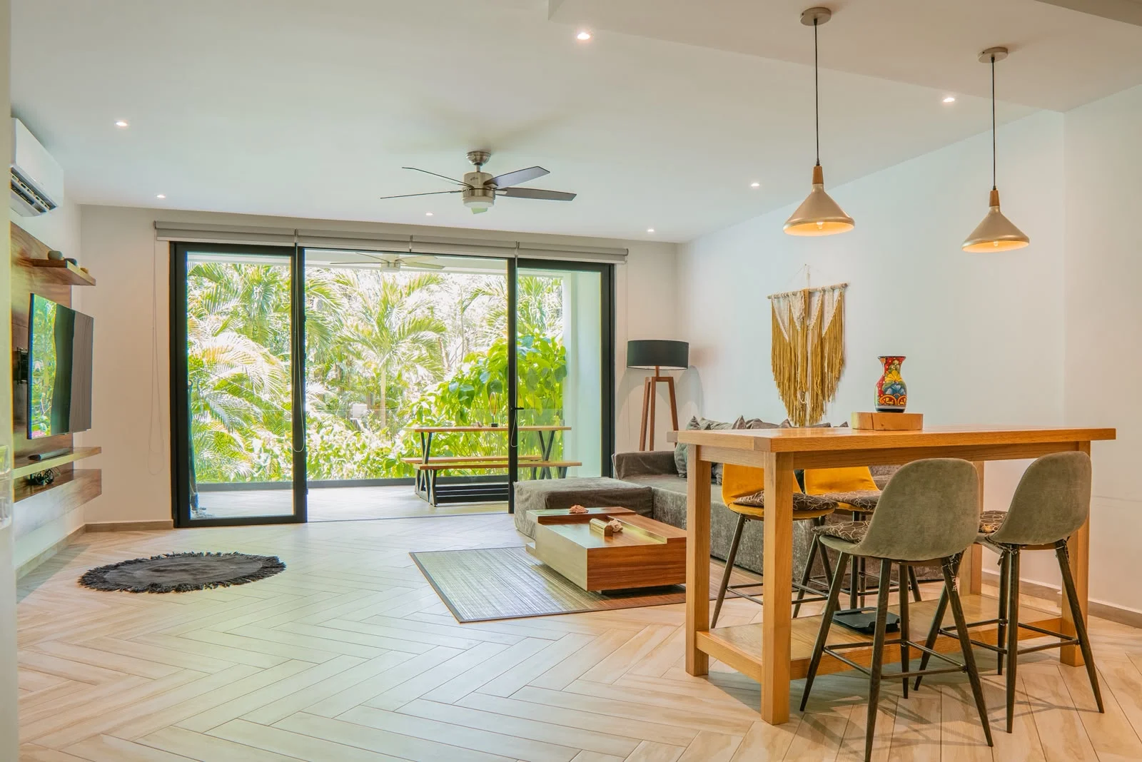 3 Bedroom Property with Pool in Holistika Tulum