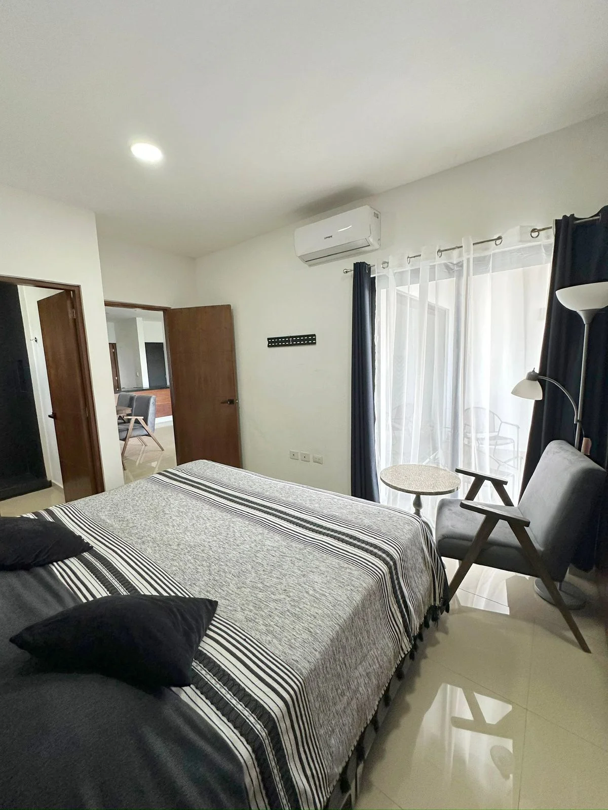2 Bedroom Apartment near Centro Maya