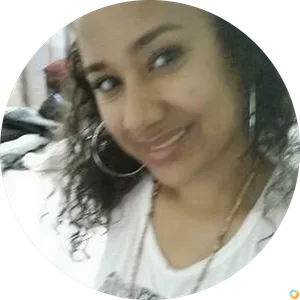 Yesenia Cash