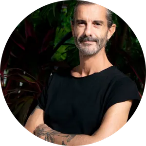 Alejandro B (NATURAL.GALERIA)