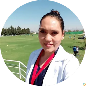 Dra. Lorena Reyes